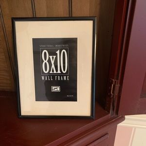 8” x 10” Black Metal Frame with  Easel